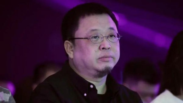 配多多 西贝不无辜，老罗懂拿捏
